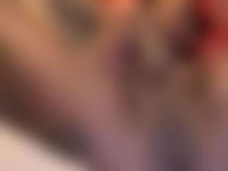 Live cam show with 10Natural - Tease Curvy on Camsoda
