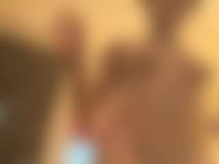 10Natural's Live Sex Cam Show