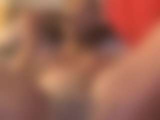 10Natural's Live Sex Cam Show