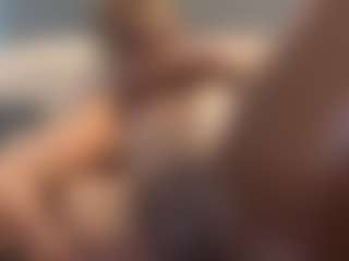 10Natural's Live Sex Cam Show