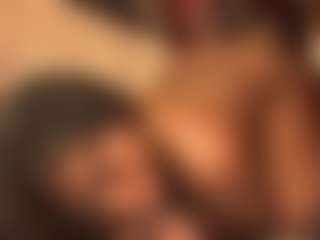 10Natural's Live Sex Cam Show