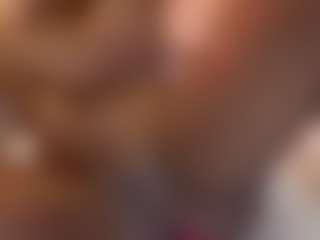 10Natural's Live Sex Cam Show