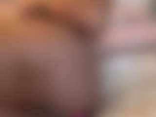 10Natural's Live Sex Cam Show