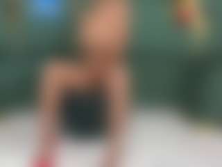 Dulce's Live Sex Cam Show