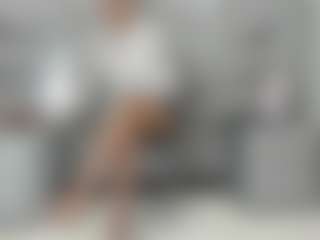 Dulce MILF webcam performer live streaming