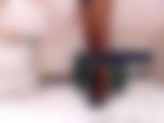 Live cam show with Dulce - Interactivetoy on Camsoda