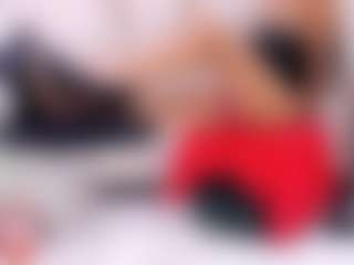 Live cam show with Dulce - Gamer MILF on Milf Play