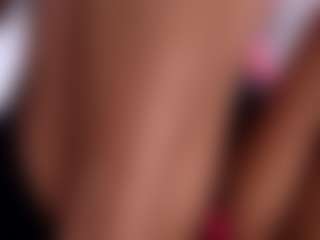 Live cam show with Dulce - Pantyhose on CamwithHer