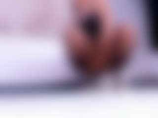 Live cam show with Dulce - Pantyhose on Milfs Live