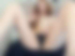 AnnisFrankson's Live Sex Cam Show