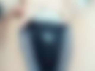 AnnisFrankson's Live Sex Cam Show