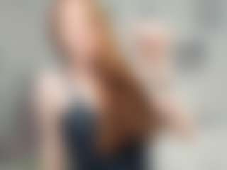 Live cam show with AnnisFrankson - Submissive on Lustler