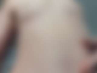 Live cam show with AnnisFrankson - Genital Piercings on Uber Horny