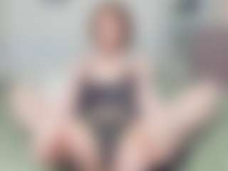 Live cam show with AnnisFrankson - Lean on madthumbs