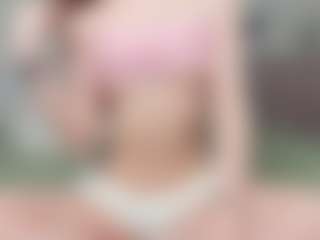 AnnisFrankson's Live Sex Cam Show