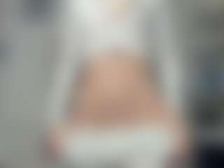 AnnisFrankson's Live Sex Cam Show