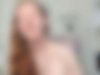 Live cam show with AnnisFrankson - Lean on StripNow