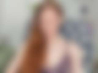 Live cam show with AnnisFrankson - Nipple Piercings on Camming Site