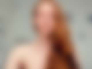 Live cam show with AnnisFrankson - Gape on Uber Horny