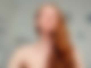 Live cam show with AnnisFrankson - Green Eyes on TeamSkeetLive