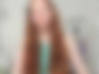 Live cam show with AnnisFrankson - Submissive on Camsoda