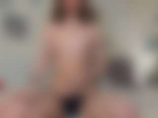 Live cam show with AnnisFrankson - Cuckold on Uber Horny