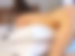 Live cam show with Liu - Grey Eyes on AdultVida.com