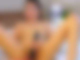 Live cam show with Liu - Gray Eyes on Milfs Live