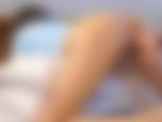 Live cam show with Liu - Camel Toe on sexytreat.net
