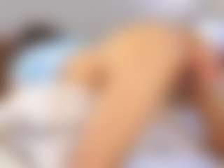 Live cam show with Liu - Strip Asian on AdultVida.com