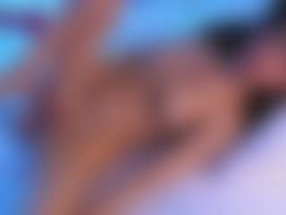 Live cam show with Liu - Tease Asian on Dolls Live