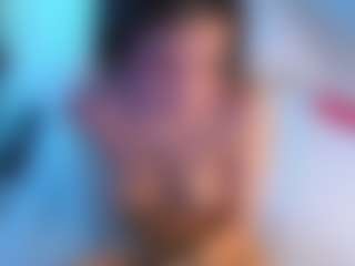 Live cam show with Liu - Gamer Asian on Fit Hotties