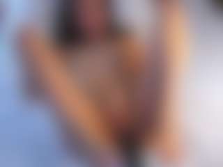 Live cam show with Liu - Trimmed Asian on Camsoda
