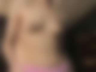 Live cam show with Esme Christley - Blue Eyes on SquirtSoMuch