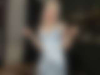Live cam show with Esme Christley - Blue Eyes on sexylivex.com
