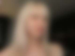 Live cam show with Esme Christley - Blue Eyes on Fit Hotties
