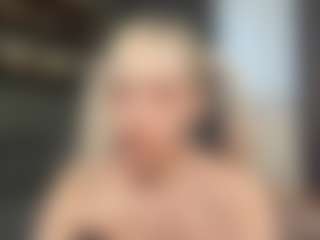 Live cam show with Esme Christley - Blue Eyes on fuklive.com