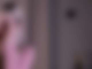 Live cam show with Esme Christley - Body Massage on Uber Horny