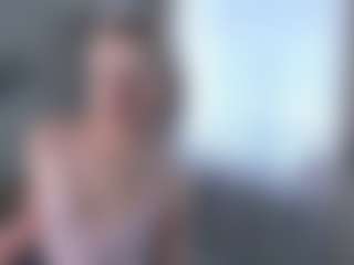 Live cam show with Esme Christley - Thin on Camsoda