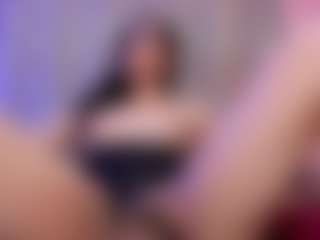 gisell-twing's Live Sex Cam Show