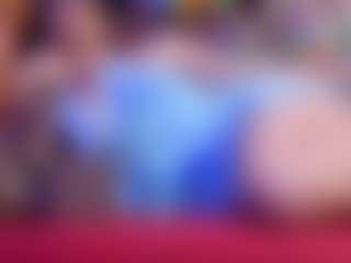 gisell-twing's Live Sex Cam Show