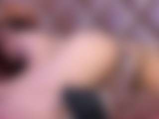 gisell-twing's Live Sex Cam Show