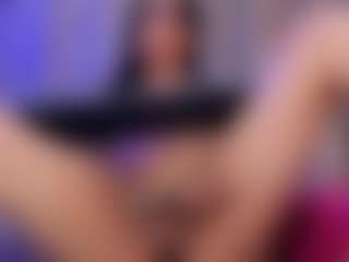 gisell-twing's Live Sex Cam Show