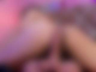 gisell-twing's Live Sex Cam Show