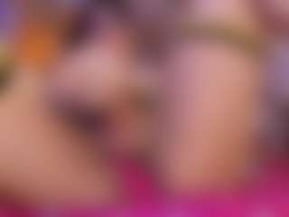 gisell-twing's Live Sex Cam Show