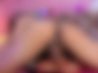 gisell-twing's Live Sex Cam Show