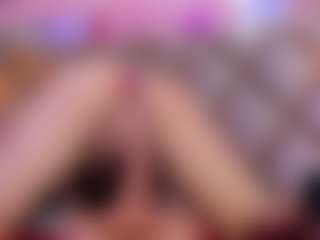 gisell-twing's Live Sex Cam Show