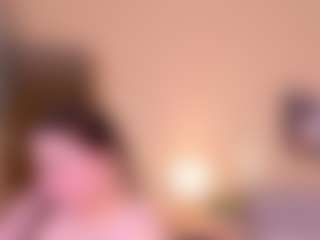 Live cam show with Lisa-Payne - Curvy on Camsoda