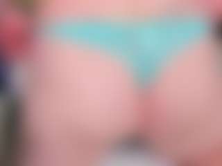 Live cam show with Lisa-Payne - College on SinfulBabes