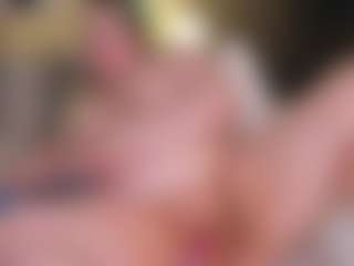 Live cam show with Lisa-Payne - Oil on liverealitysex.com